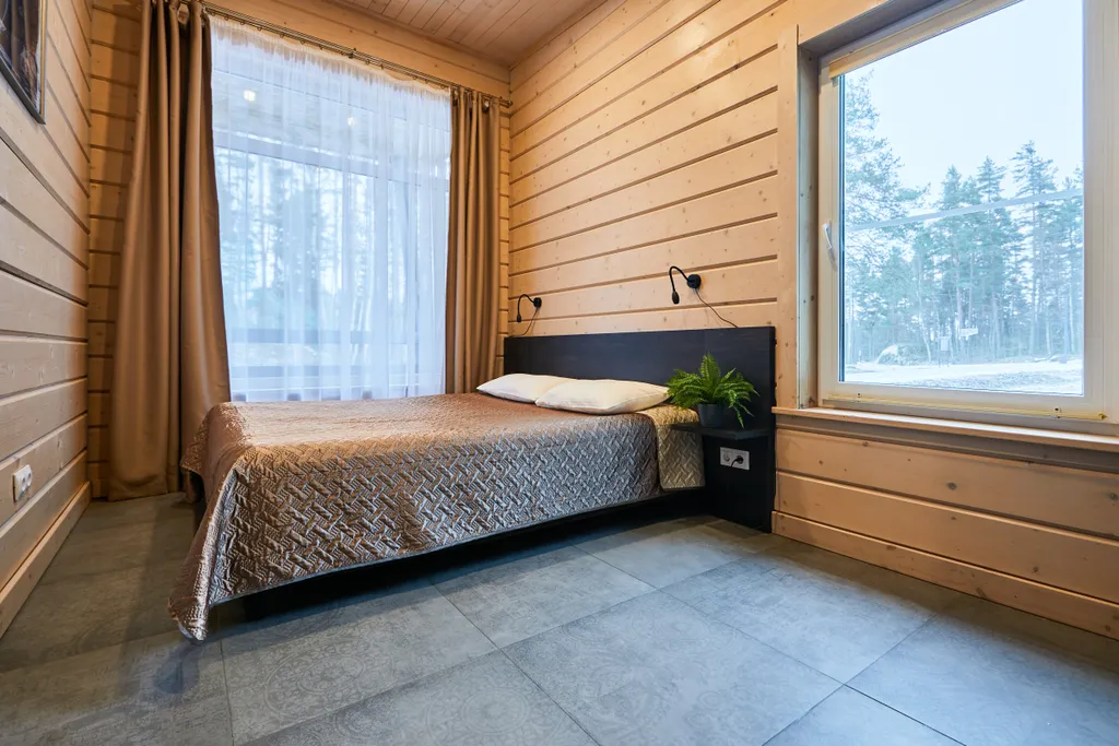 Уютный коттедж с двумя спальнями, сауной и камином