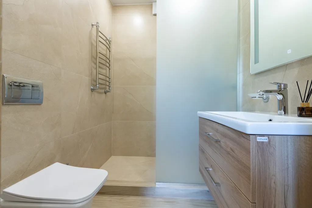 Уютный дом возле леса