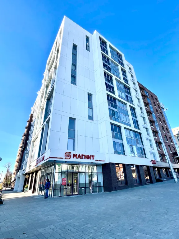 Панорамная квартира на верхнем этаже с видом на город