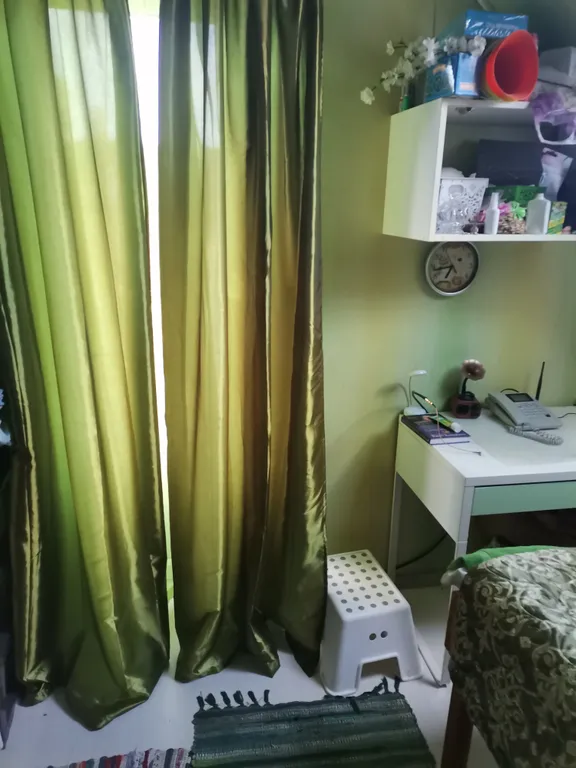 Коттедж Уютный Домик Пряник на берегу озера рядом с лесом — Сланцы