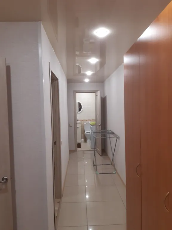 Просторная с большой кухней 2-я квартира