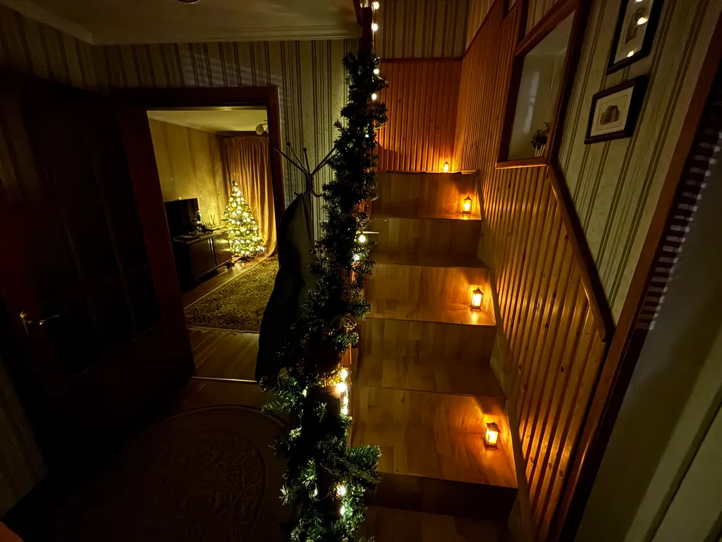 Уютный домик с камином