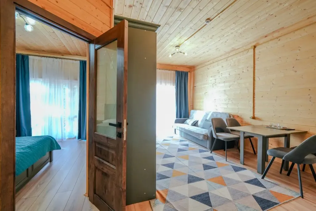 4-комнатный Дом