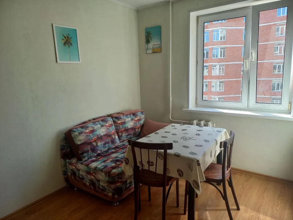 Хорошая квартира в районе Луговой