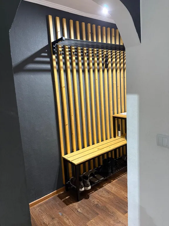 Аквамариновый вечер в центре города