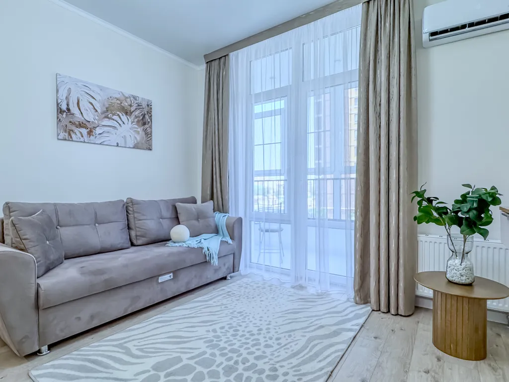 Квартира рядом с большим ТЦ и парком в центре