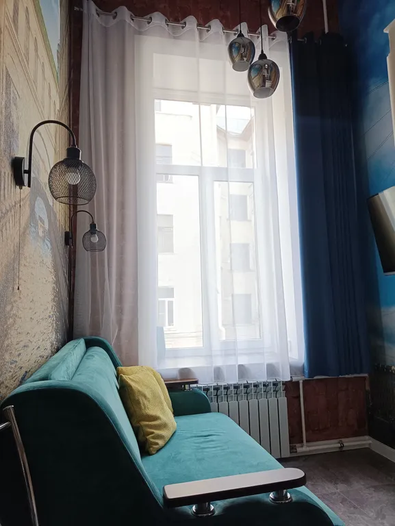 У Сенной площади/Студия в центре