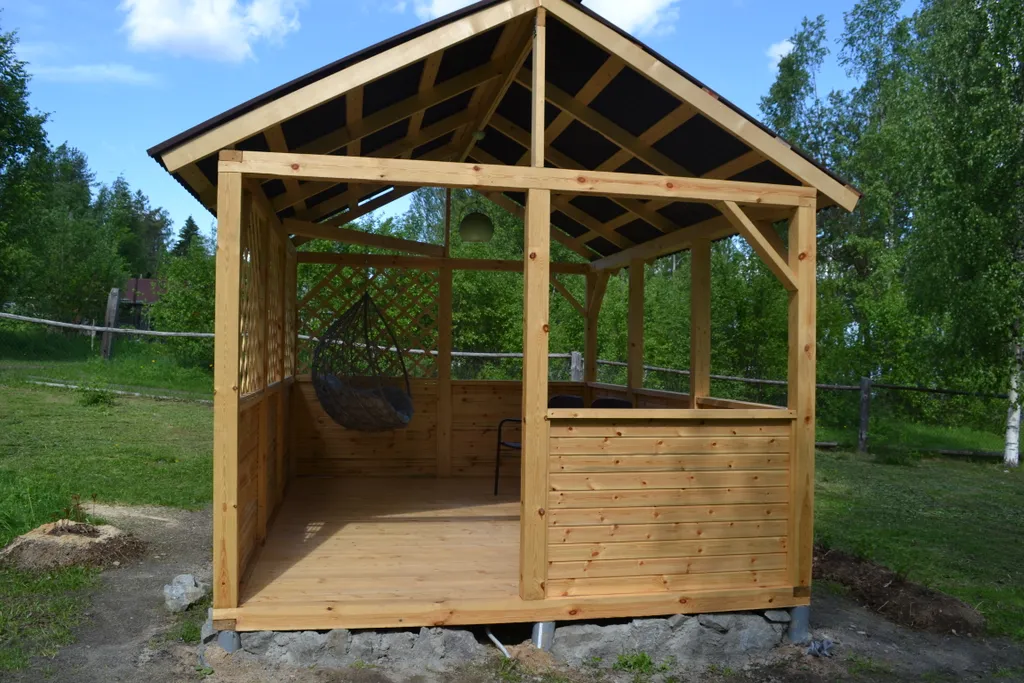 Дом-баня на берегу озера Уросозеро