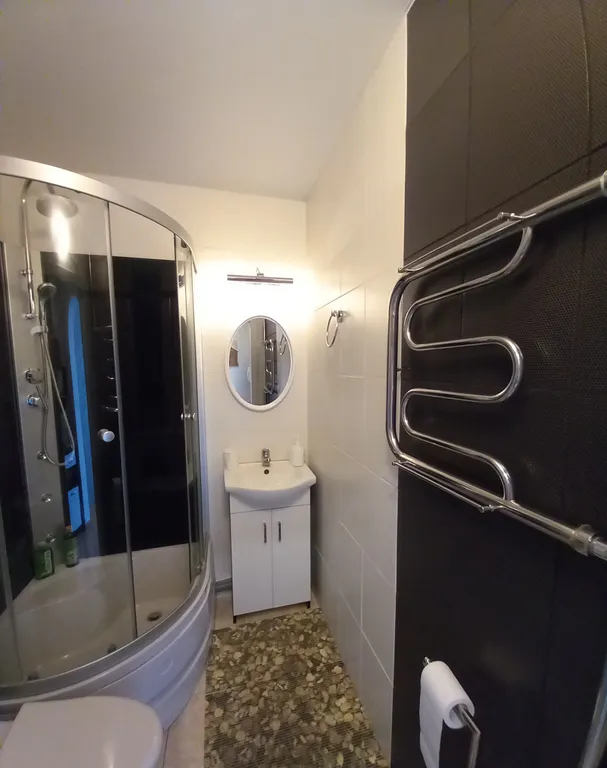 Уютная квартира в центре в  тихом месте с парковкой