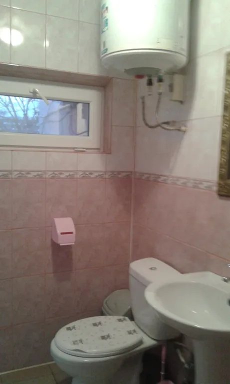 Двухкомнатный домик рядом с Кипарисовой аллеей