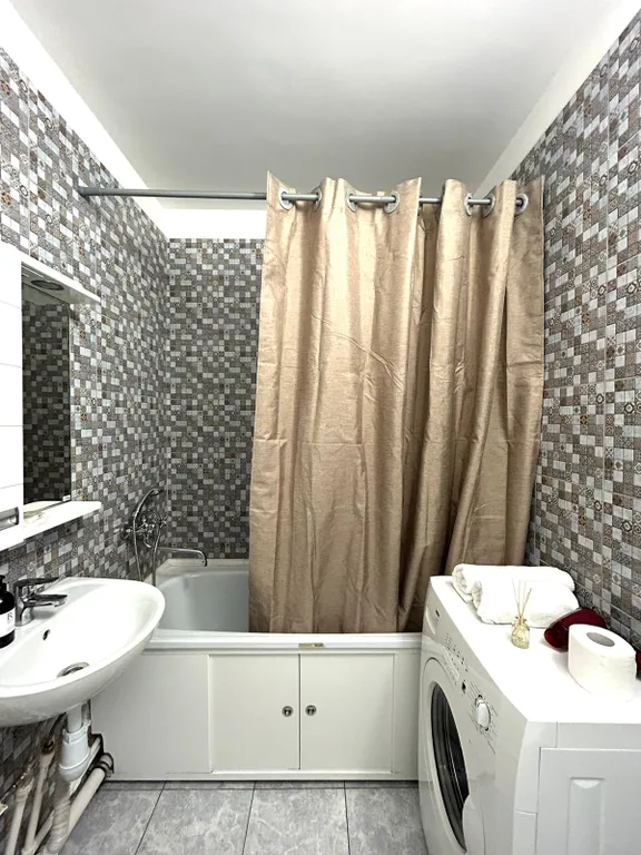 Квартира Квартира в Свердловском районе — Красноярск