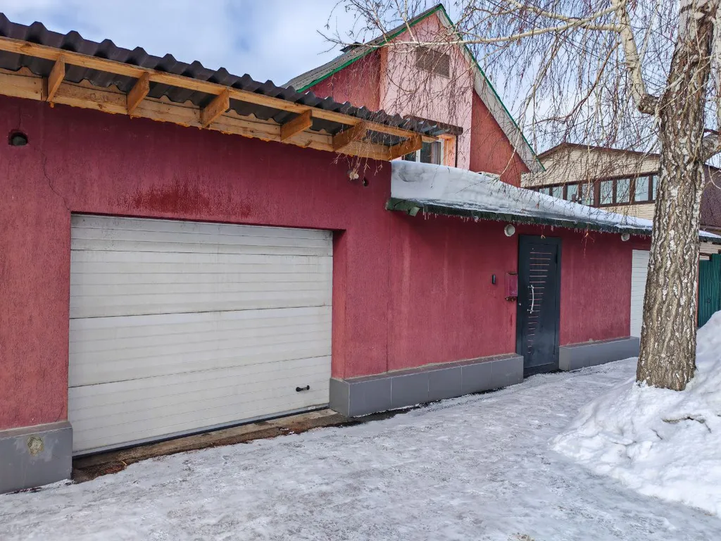 Уютный коттедж с баней и тёплым бассейном