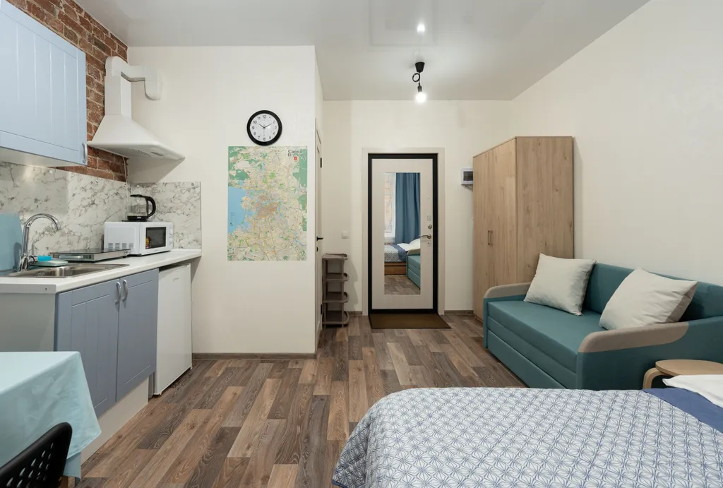 Студия у метро