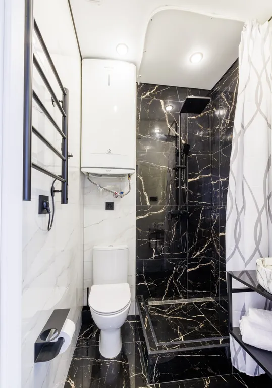 Уютная кино-студия с проектором