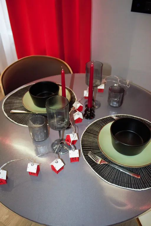 Стильная уютная студия с дизайнерским ремонтом