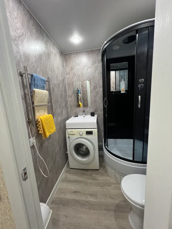 Студия на торговой стороне