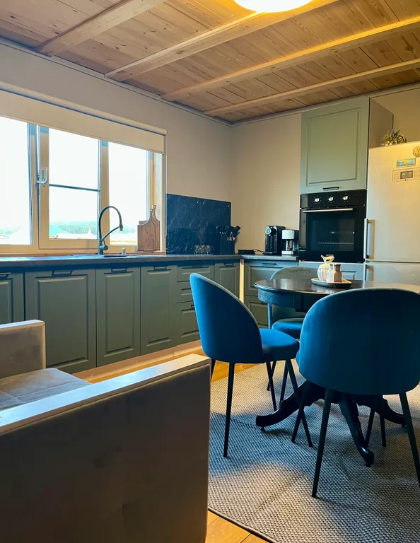 Уютный семейный дом в сердце Хужира