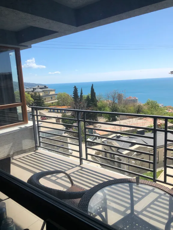 Квартира с великолепным видом на море и Ялту на исторической территории