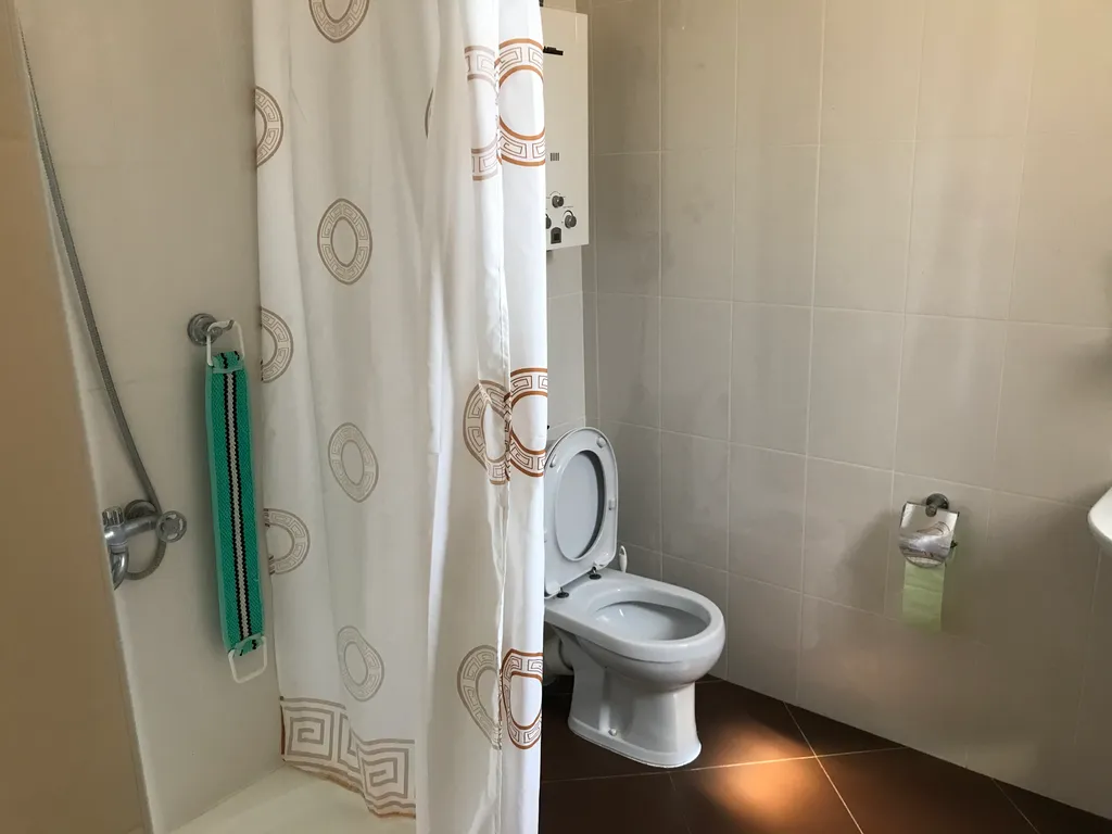 Дом на берегу Каспийского моря