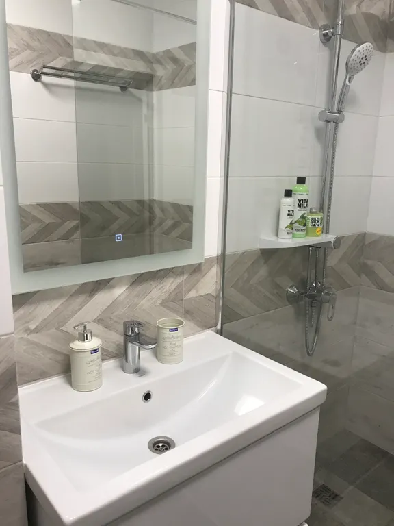 Апартамент с отдельной спальней в центре города