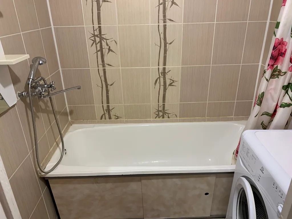 Квартира Однокомнатная квартира в 1 километре от ТРЦ Планета — Красноярск