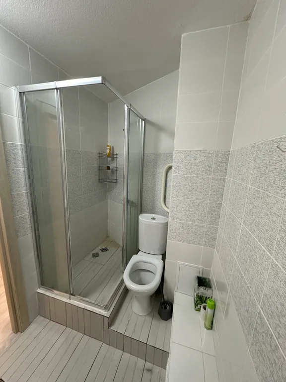 Уютная квартира, тихий двор, парковка, до 5 чел. В самом центре Перми