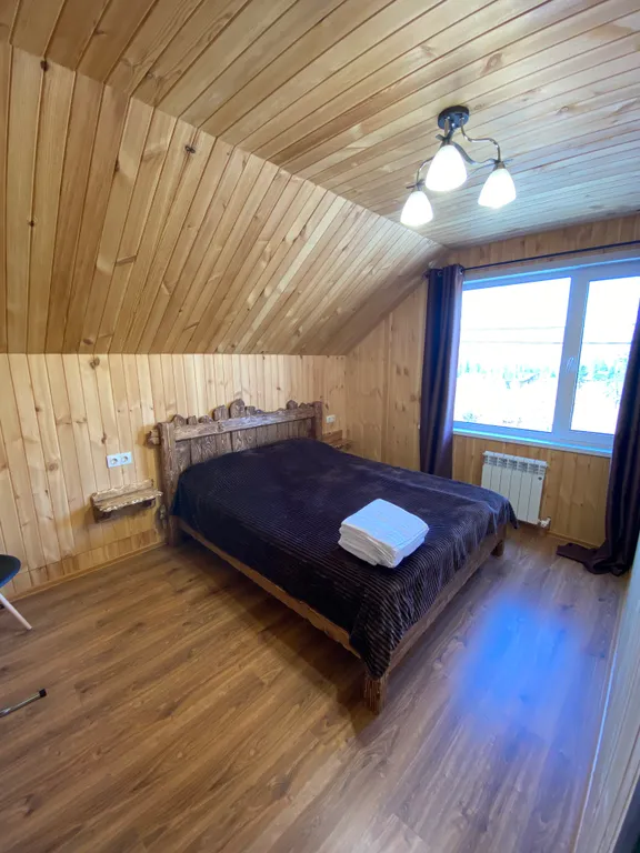 Уютный и просторный коттедж с видом на горнолыжные трассы