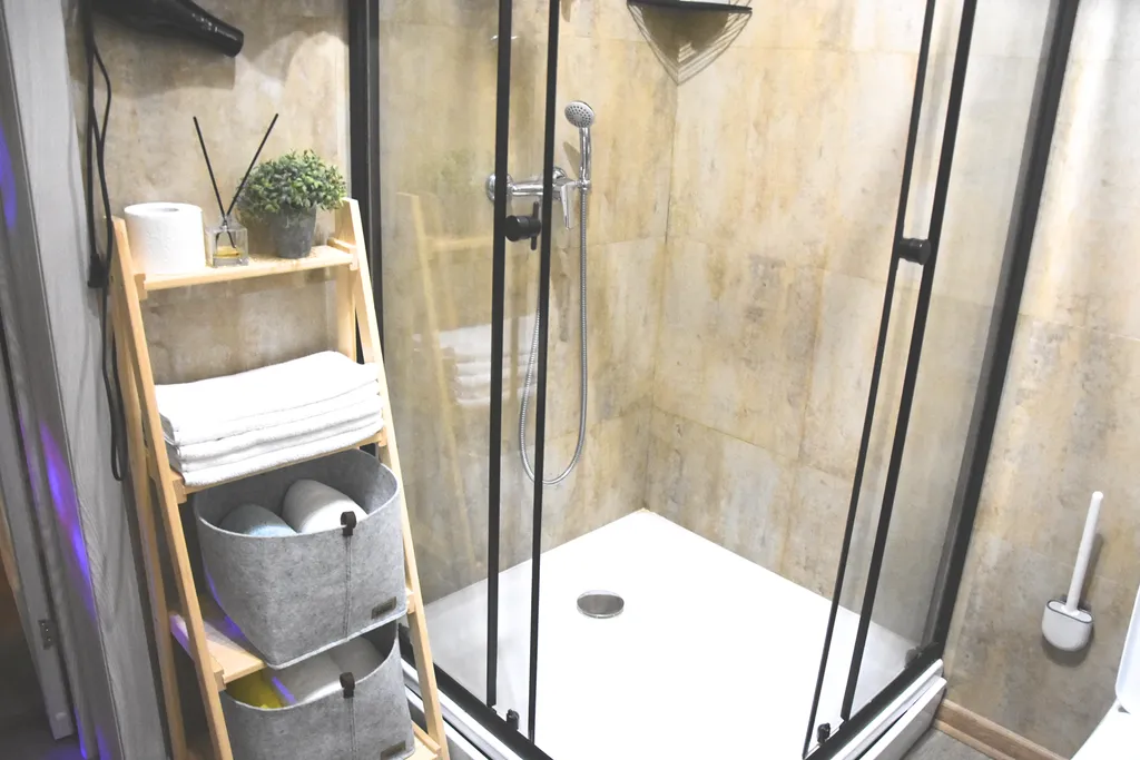 Коттедж Дом на Волге с рубленной баней и банным чаном — Бор