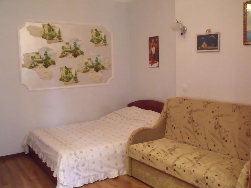 Квартира Студия Лавр — аренда посуточно в Алупка