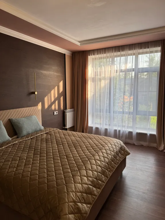 Дом с подогреваемым бассейном