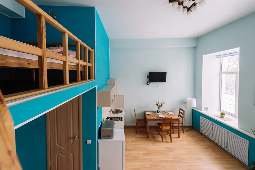 Дизайнерская студия с двухуровневым размещением