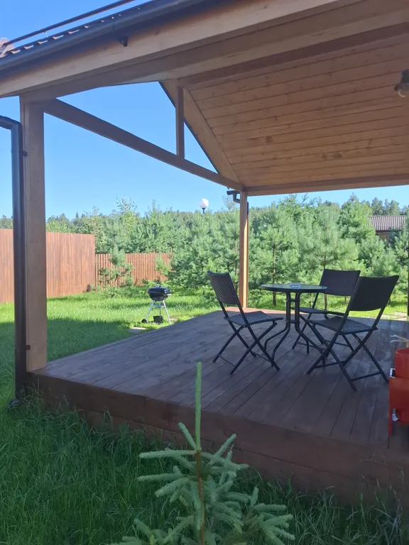 Коттедж для двоих в лесу у пруда