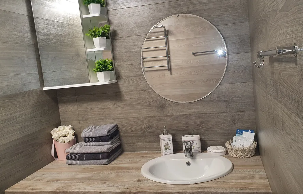 Домик с бассейном на Фиоленте со своей территорией