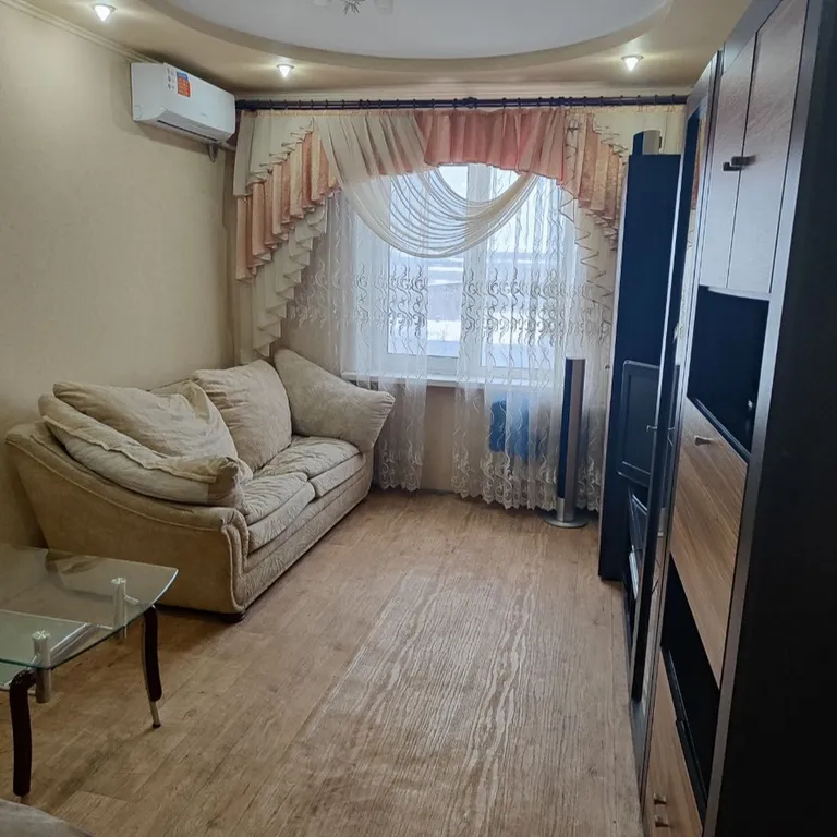 Квартира Уютная квартира рядом с автовокзалом — Луганск