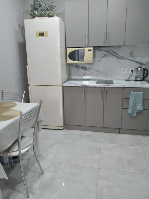 Квартира Квартира Уютная картира с бассейном во дворе — Сочи