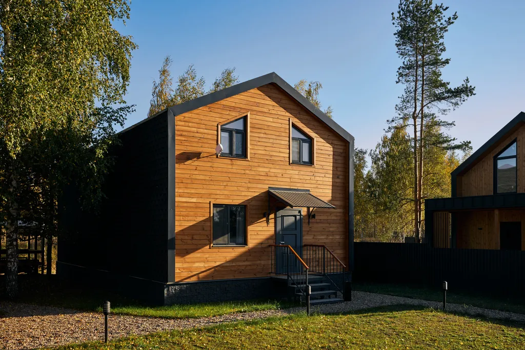 Уютный двухэтажный дом