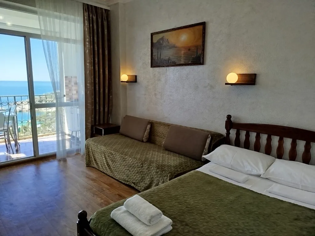 Ласпи - "Батилиман Лазурный, близко к пляжу, балкон с панорамным видом