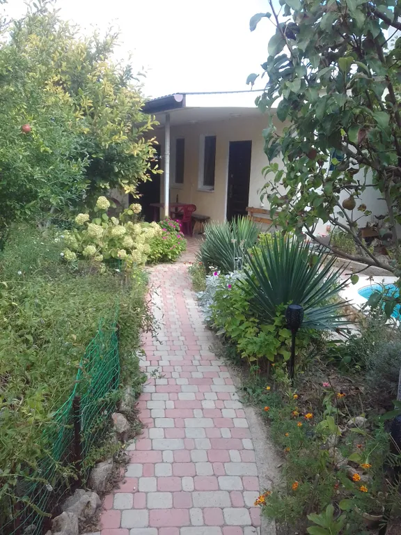 Уютная студия в коттедже частного сектора