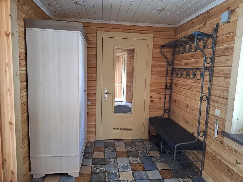 Коттедж на берегу реки в Рощино