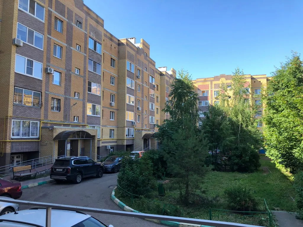 Квартира Двухкомнатная квартира рядом со станцией метро и ТЦ — Казань