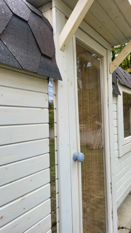 Уютный дом с баней, чаном и видом на горы