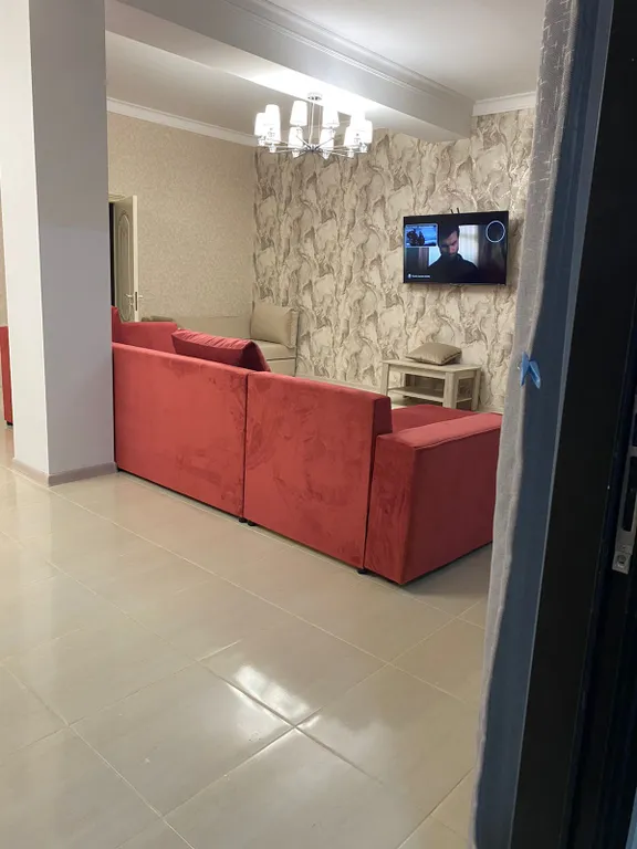 Уютный двухэтажный дом с видом на море