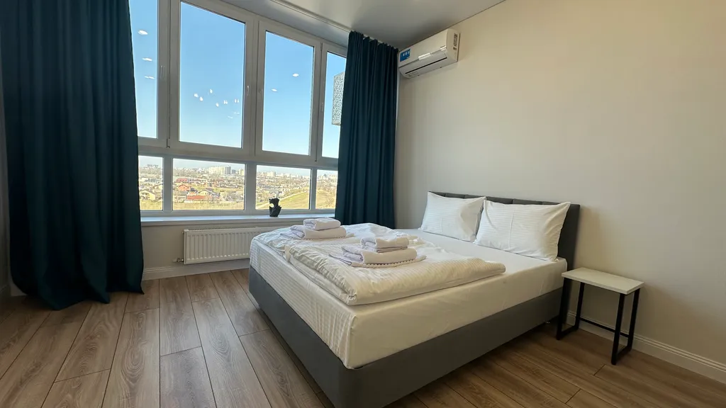 Квартира Квартира Студия с панорамным видом на реку Кубань и на Кавказский хребет — Краснодар