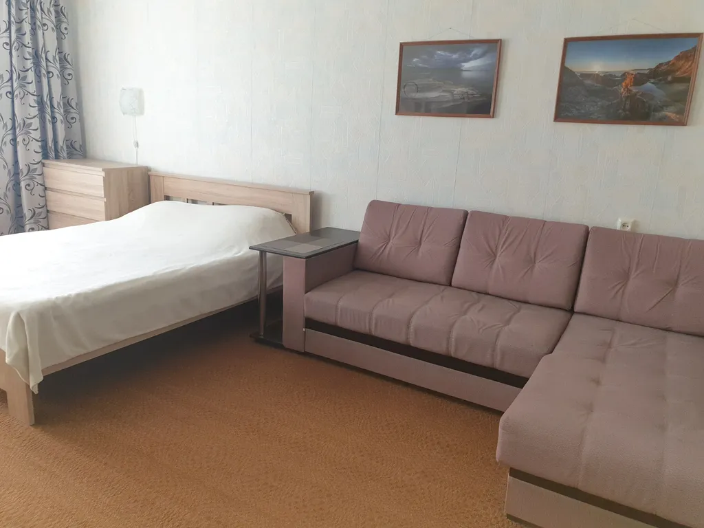 Квартира с балконом