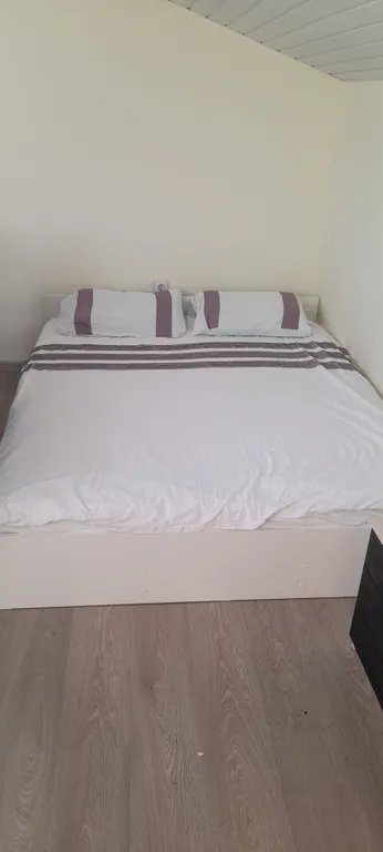 Коттедж Домик для отпуска с баней на дровах и уличным бассейном — Зеленоградск