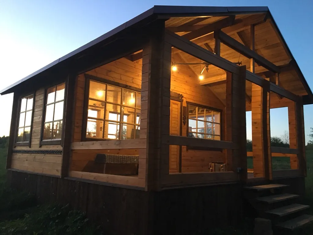 Дом под липой