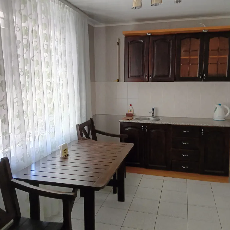 Дом с бассейном