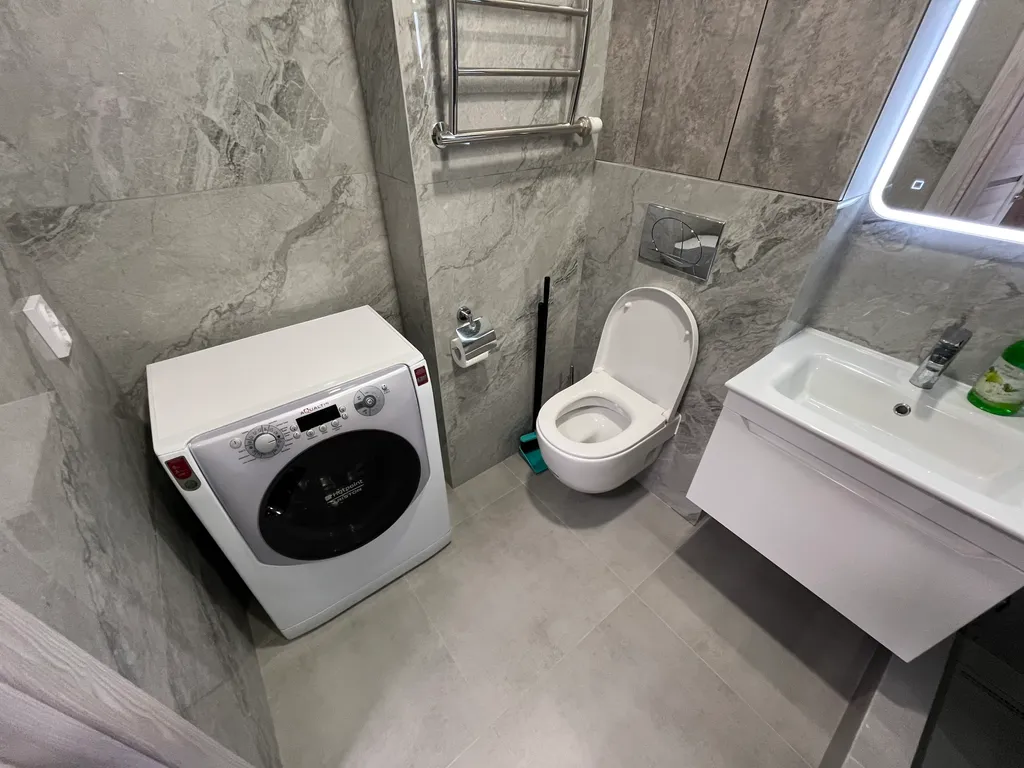 Квартира рядом с магазином Лемана про