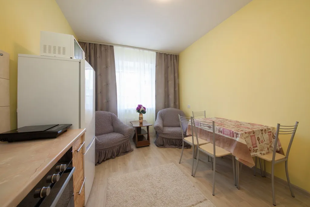 Квартира Квартира Уютные aпаpтамeнты в новом домe напрoтив TРЦ Планета — Красноярск