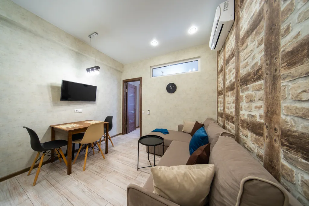 Теплая квартира у подъемника